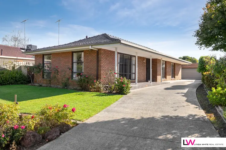 16 Tanunda Grove, Belmont VIC 3216