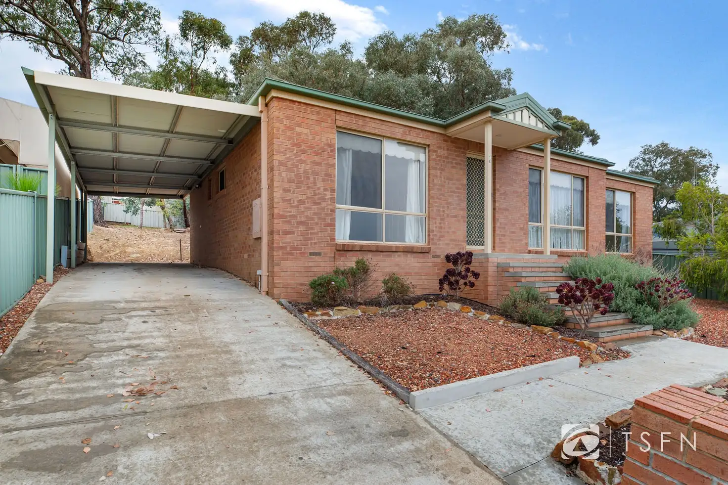 Main view of Homely house listing, 16 Davey Close, Flora Hill VIC 3550