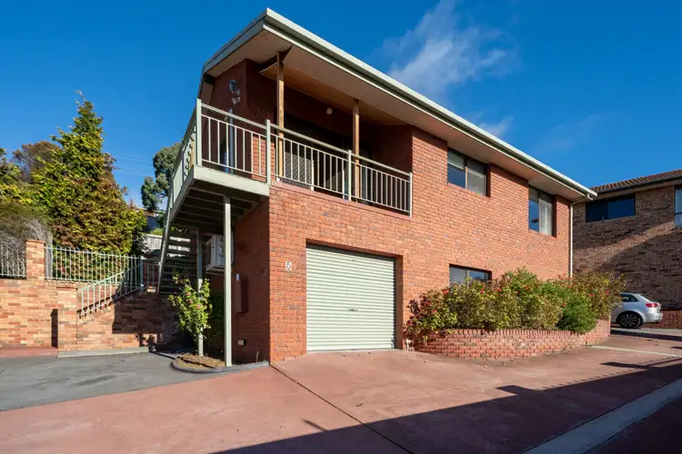 5/12 Tris Ct, Berriedale TAS 7011