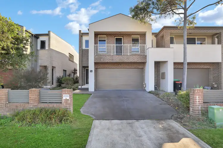 14 Playford Terrace, Moorebank NSW 2170