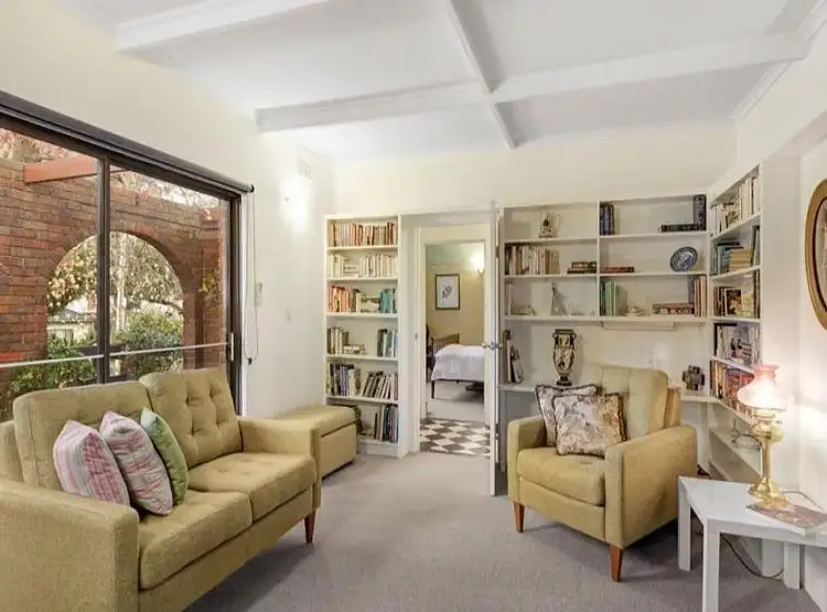8 Charles St, Nunawading VIC 3131