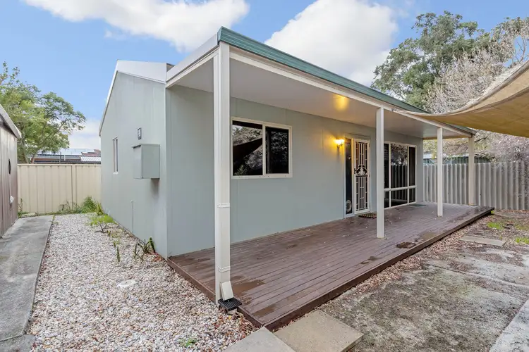 16 Aldington St, Maddington WA 6109