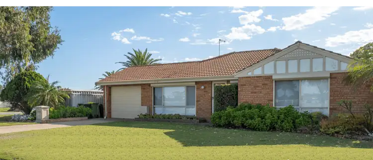 4 Bonnydoon Ct, Cooloongup WA 6168
