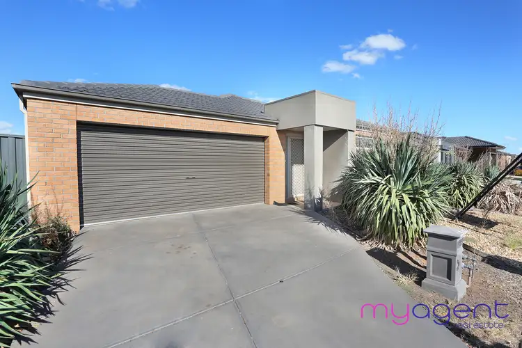 26 Hawkstone Road, Manor Lakes VIC 3024