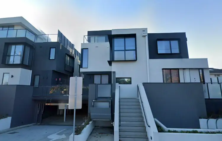 3/396 Elgar Rd, Box Hill VIC 3128