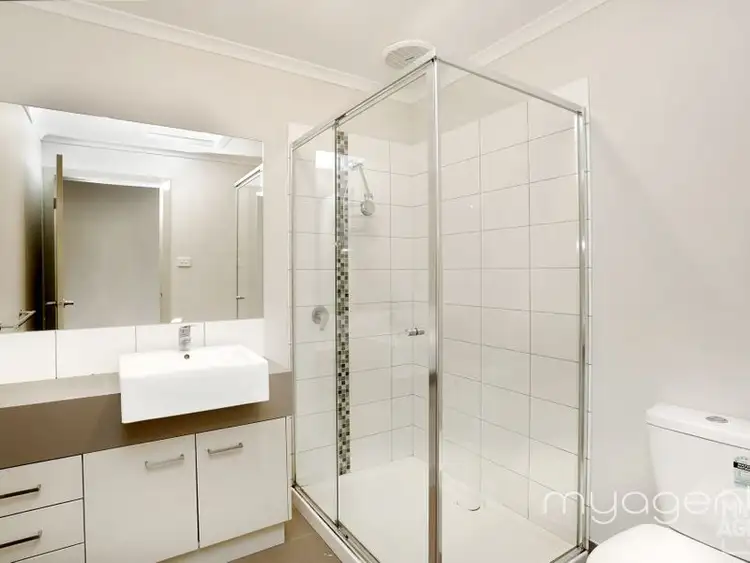 Fifth view of Homely unit listing, 8/181 Riversdale Drive, Tarneit VIC 3029