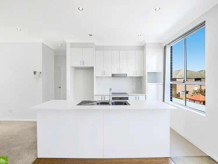 19/20 Walker St, Helensburgh NSW 2508