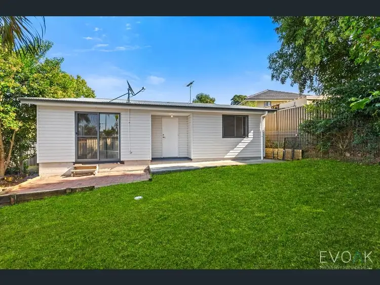 2a Ian St, Lalor Park NSW 2147