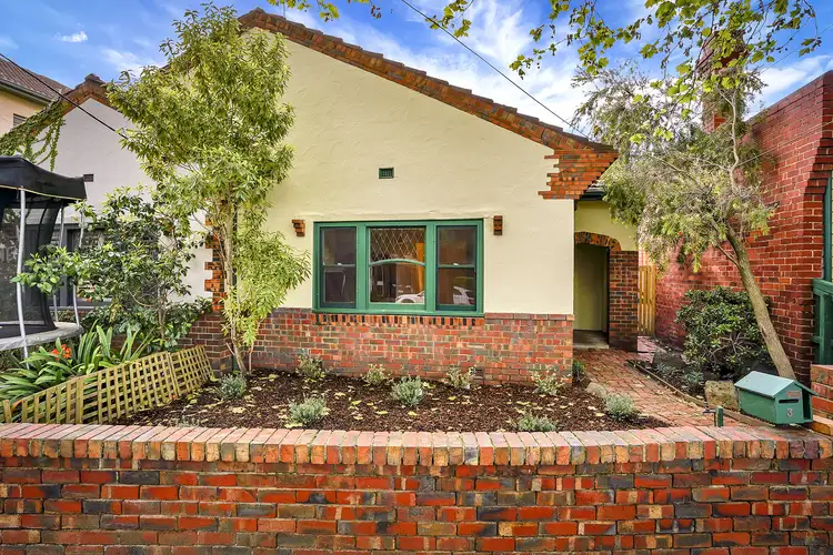 Main view of Homely house listing, 3 Lindsay Ave, Elwood VIC 3184