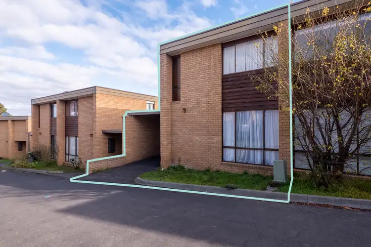 24/4 Clifford Ct, Howrah TAS 7018