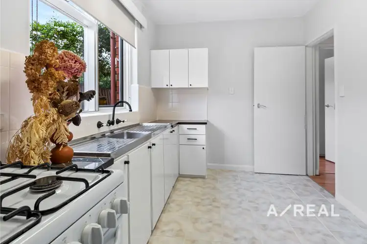 Third view of Homely apartment listing, 4/50 Robert Street, Bentleigh VIC 3204