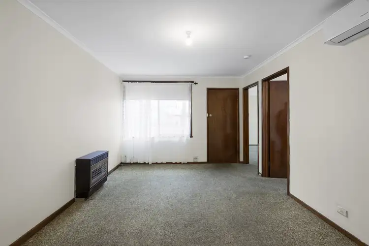 Second view of Homely unit listing, 1/8 Chisholm St, Soldiers Hill VIC 3350