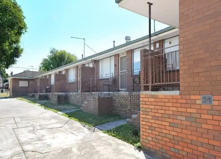 Second view of Homely unit listing, 6/8 Chisholm St, Soldiers Hill VIC 3350
