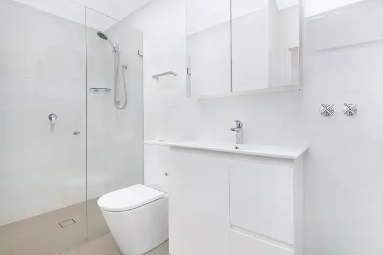 Fourth view of Homely studio listing, 10/2b Francis Street, Dee Why NSW 2099