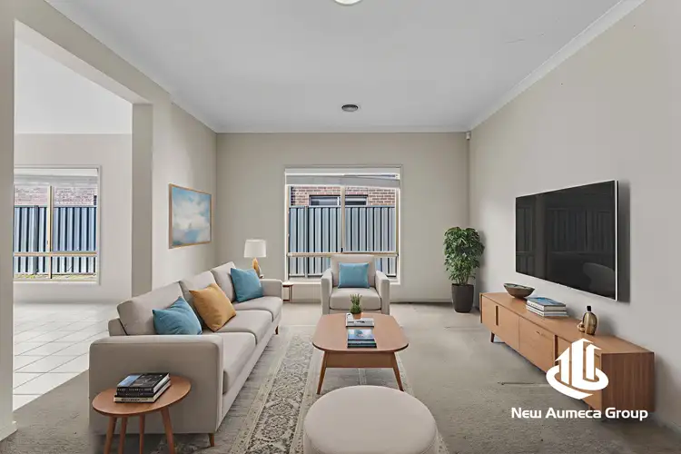 6 Mchaffie Terrace, Manor Lakes VIC 3024