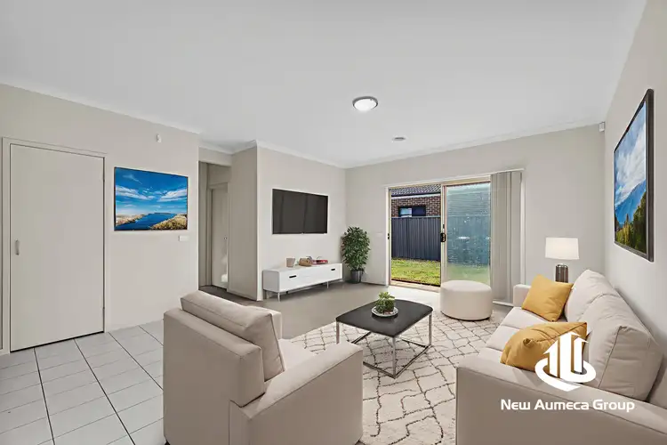 6 Mchaffie Terrace, Manor Lakes VIC 3024