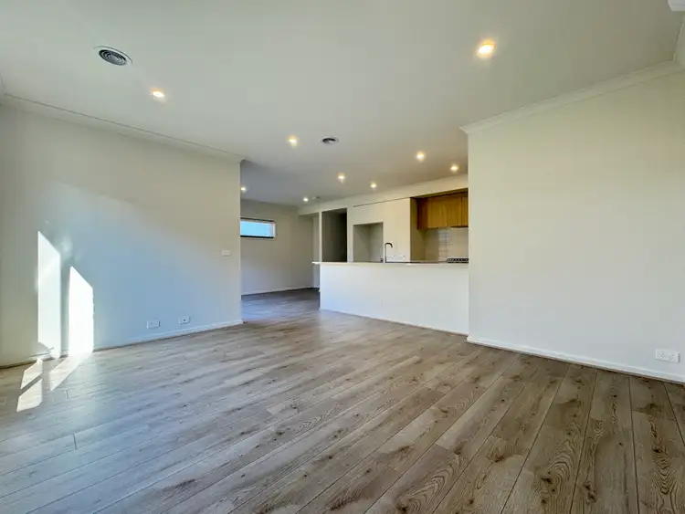 2 Divine St, Beveridge VIC 3753