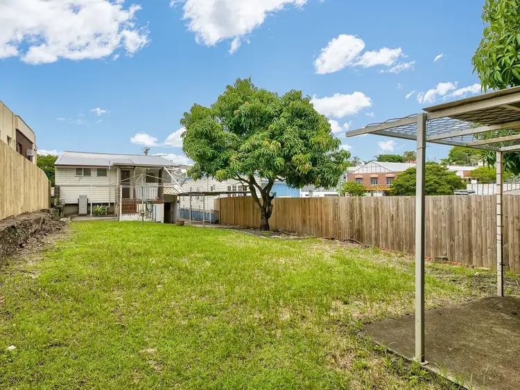 Fifth view of Homely studio listing, Room 3 - 4 Abingdon Street, Woolloongabba QLD 4102