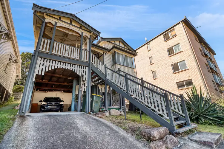 Room 3 - 7 Cox Rd, Windsor QLD 4030