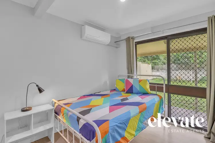 Room 2 - 23 Nandina St, Macgregor QLD 4109