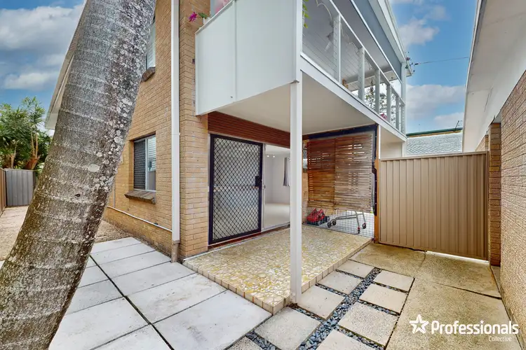 Second view of Homely semi-detached listing, 1/40 Cypress Terrace, Palm Beach QLD 4221