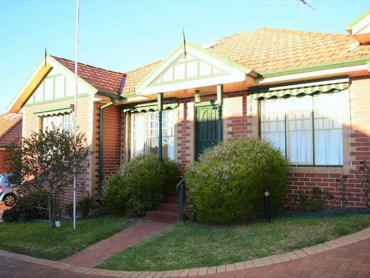 2/39-41 Leslie Street, Donvale VIC 3111