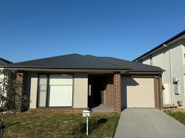 Main view of Homely house listing, 11 Daisy Street, Officer VIC 3809
