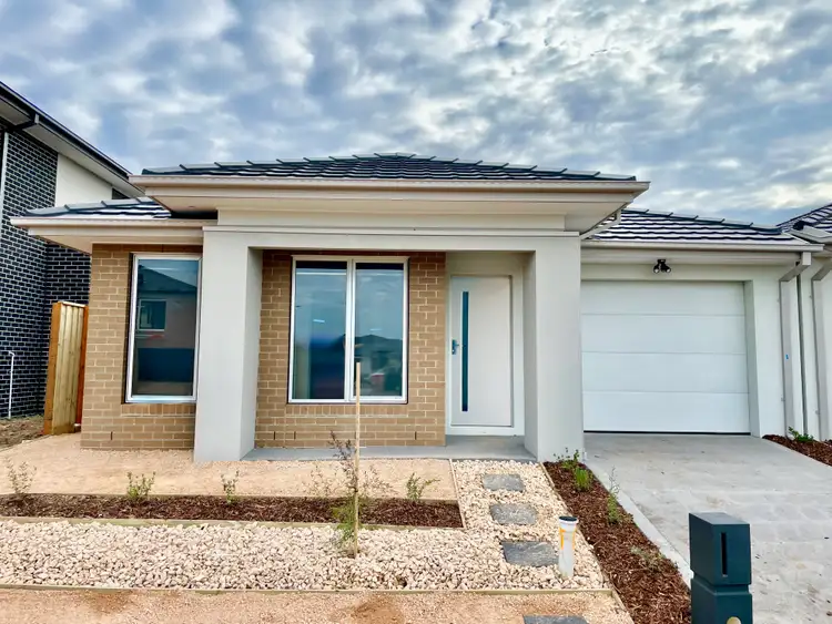 12 Hattersley Chase, Werribee VIC 3030