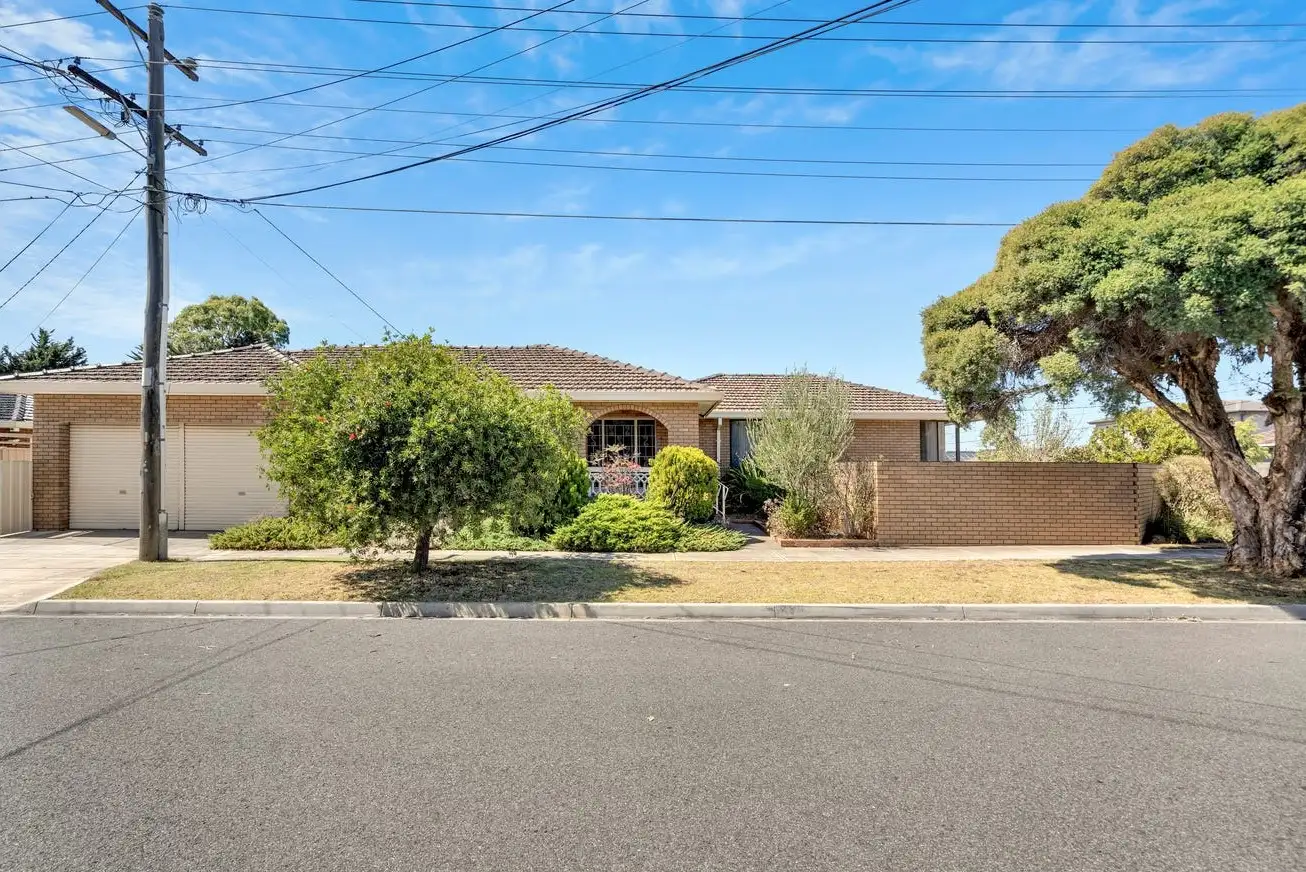 Main view of Homely house listing, 32 Russelton St, Keilor Park VIC 3042