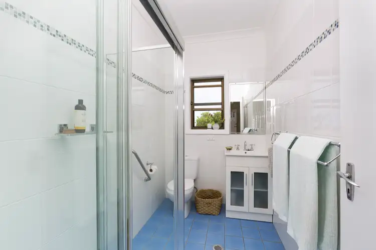 Fourth view of Homely house listing, 201 Flagstaff Rd, Lake Heights NSW 2502