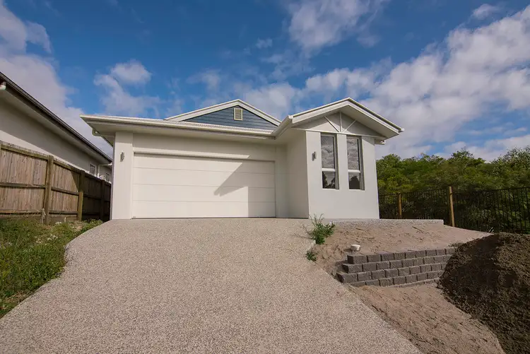 217 Tallagandra Rd, Holmview QLD 4207