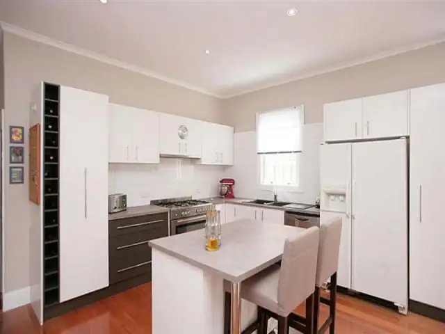 2 Canterbury St, Moonee Ponds VIC 3039