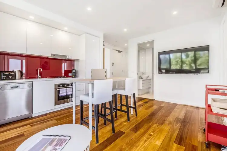 305/7 Brighton Rd, St Kilda VIC 3182