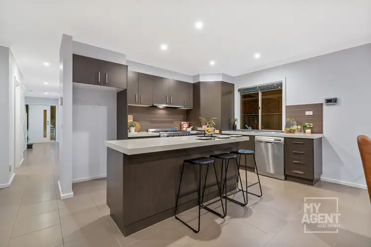 Third view of Homely house listing, 48 Highbury Cct, Craigieburn VIC 3064
