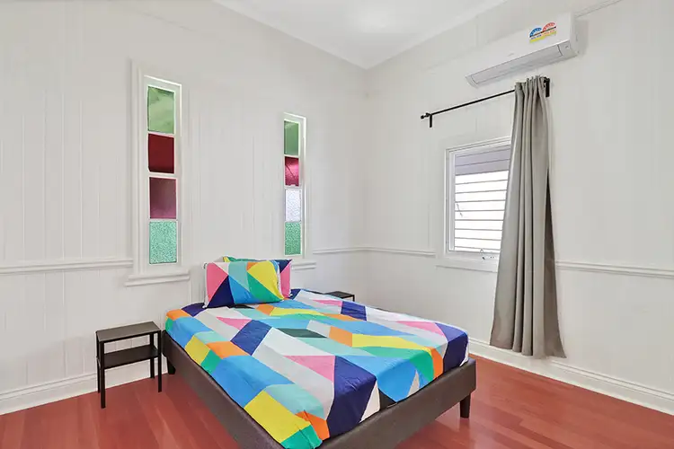 Room 2 - 77 Gloucester Street, South Brisbane QLD 4101