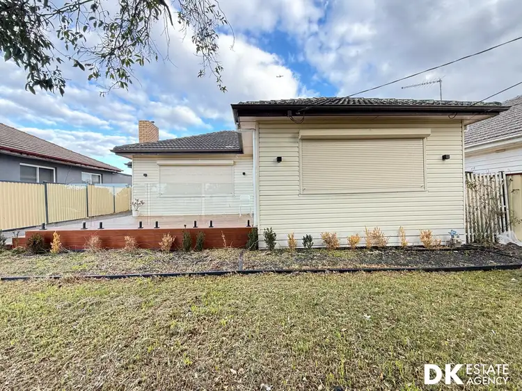 23 Shirley St, St Albans VIC 3021