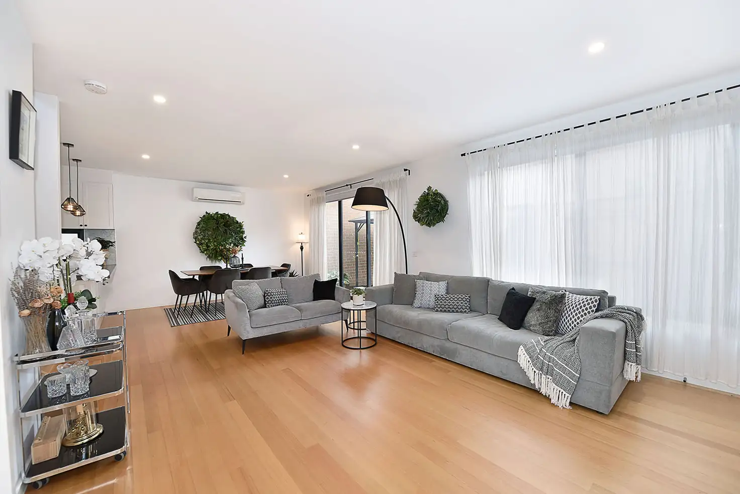 Main view of Homely townhouse listing, 2/32 Woorite Pl, Keilor East VIC 3033