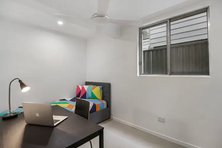 Main view of Homely studio listing, Room 5 - 86 Deighton Road, Dutton Park QLD 4102