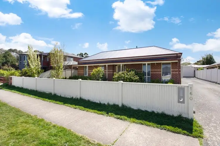 160 Cuthberts Rd, Alfredton VIC 3350