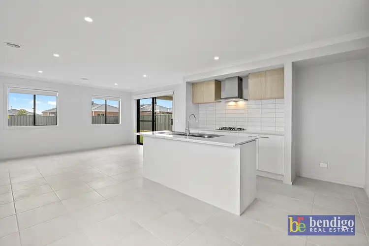 16 Gallic Wy, Huntly VIC 3551