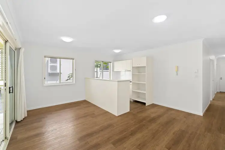 Fifth view of Homely apartment listing, 3/120 Carmody Road, St Lucia QLD 4067