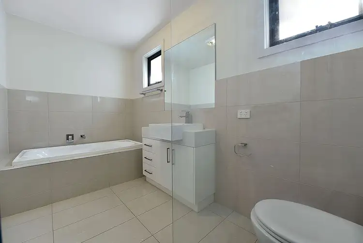 Fifth view of Homely townhouse listing, 1/27 Pearl Street, Niddrie VIC 3042