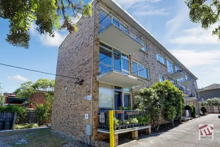 Third view of Homely apartment listing, 6/8 Illawarra Road, Hawthorn VIC 3122