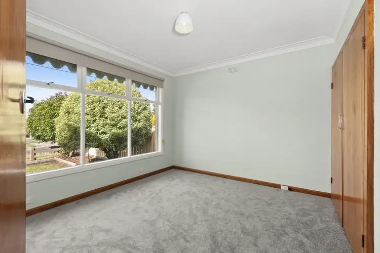 Fifth view of Homely house listing, 5 Godwin St, Wendouree VIC 3355