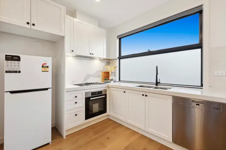 Third view of Homely townhouse listing, 5/12 Howe St, Murrumbeena VIC 3163