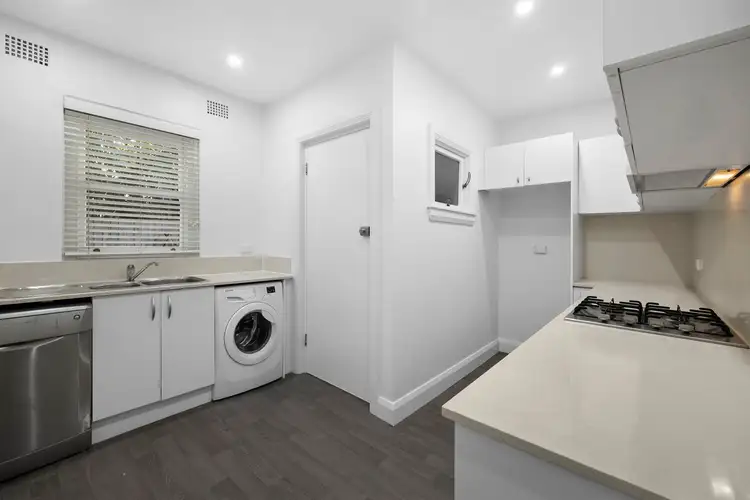 Third view of Homely apartment listing, 2/11 Pine St, Manly NSW 2095