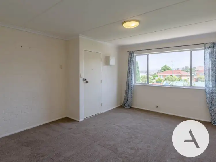 Third view of Homely apartment listing, 4/40 Kinkora Place, Crestwood NSW 2620