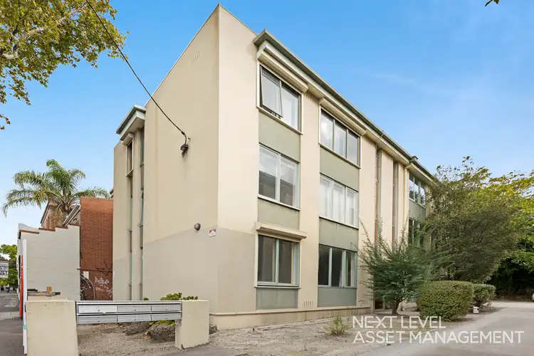 6/279 Nicholson Street, Carlton VIC 3053