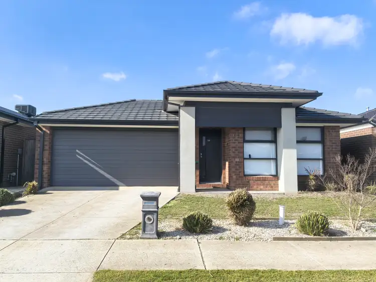 12 Kilcunda Dr, Truganina VIC 3029