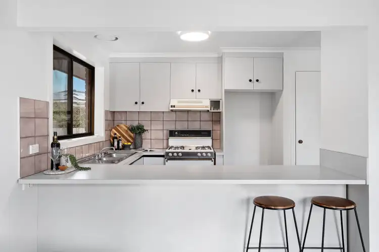 Fifth view of Homely unit listing, 15A Witton Ct, Greenvale VIC 3059